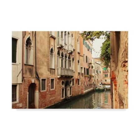 Trademark Fine Art Les Mumm 'Venice Waterway' Canvas Art, 12x19 ALI41971-C1219GG